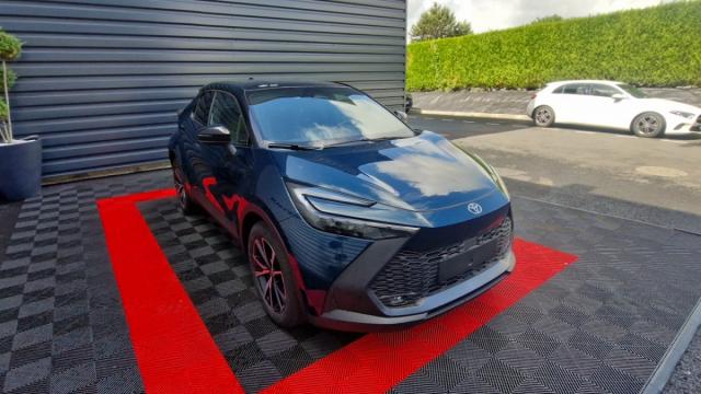 Toyota C-Hr image 9