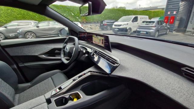 Peugeot 5008 image 6