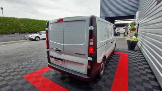 Renault Trafic image 4