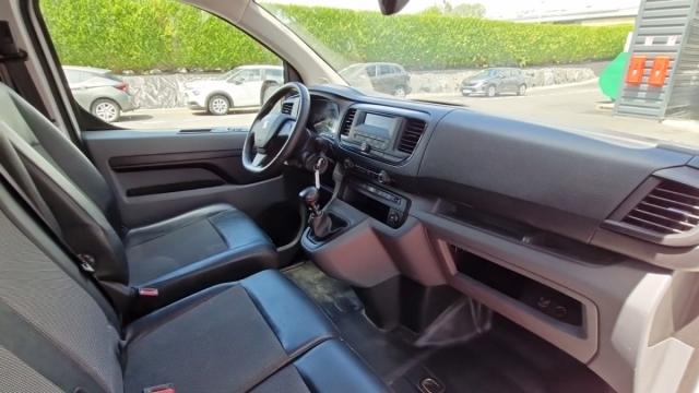 Peugeot Expert image 2