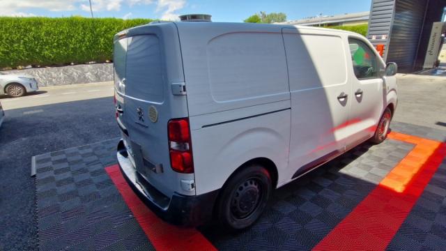 Peugeot Expert image 2