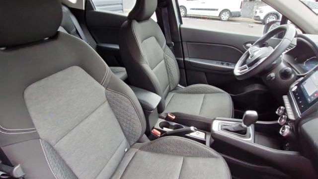 Renault Captur image 3