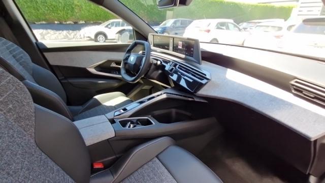 Peugeot 3008 image 1