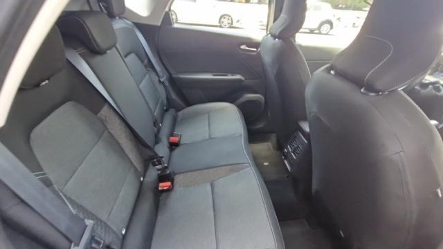 Renault Captur image 8