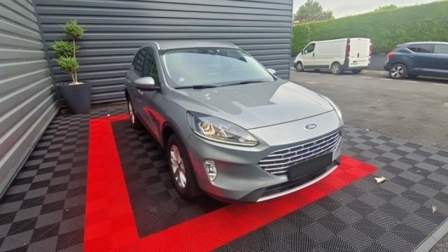 Ford Kuga image 7