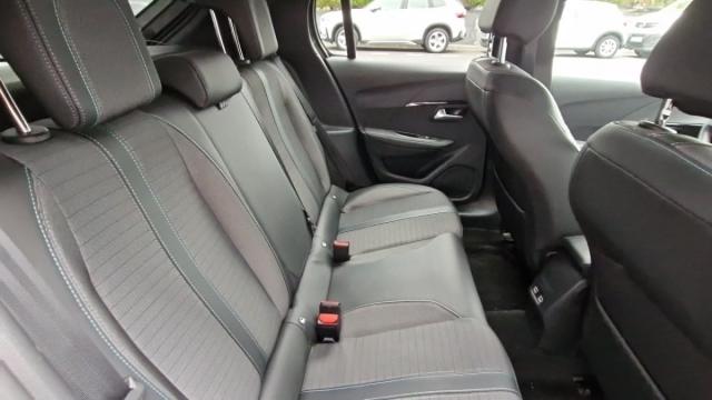 Peugeot 208 image 4