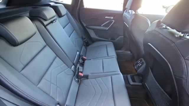 Bmw X1 image 1