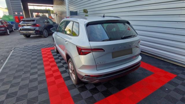 Skoda Karoq image 2