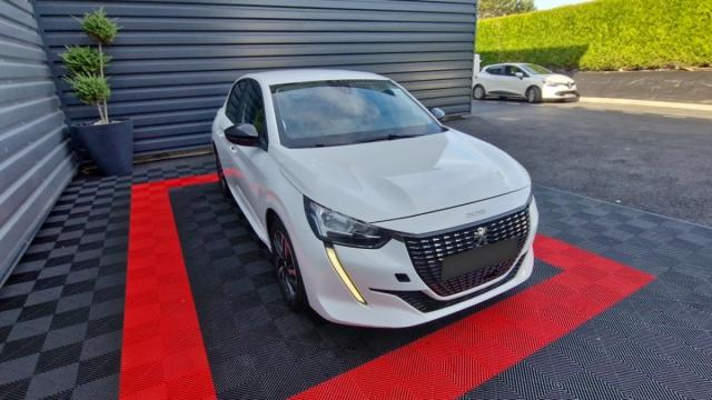 Peugeot 208 image 7