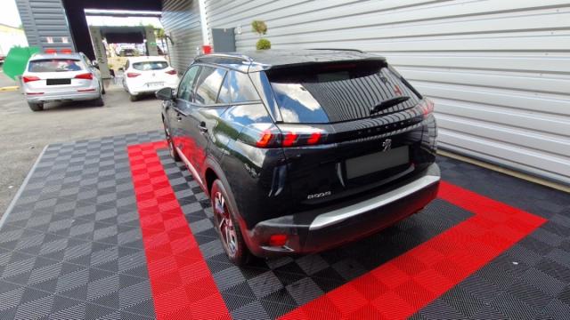 Peugeot 2008 image 9