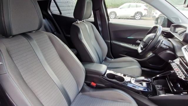Peugeot 2008 image 7