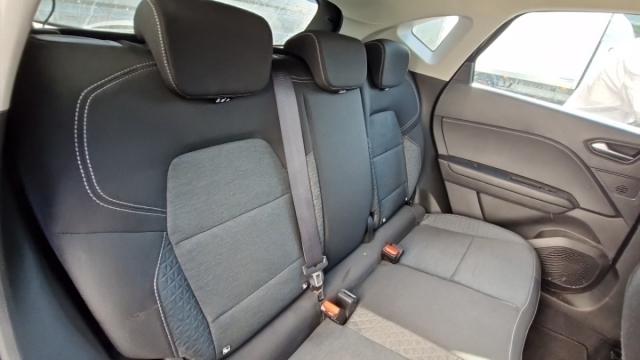 Renault Captur image 9