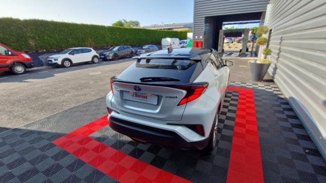 Toyota C-Hr image 4