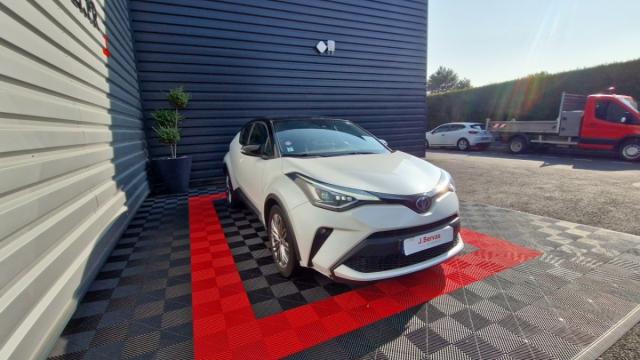 Toyota C-Hr image 6