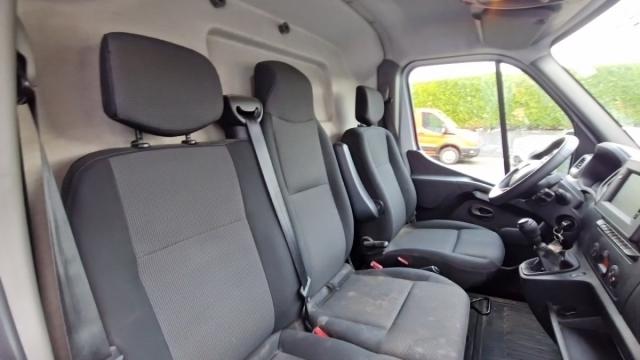 Renault Master image 3