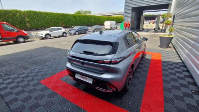 Peugeot 308 image 6