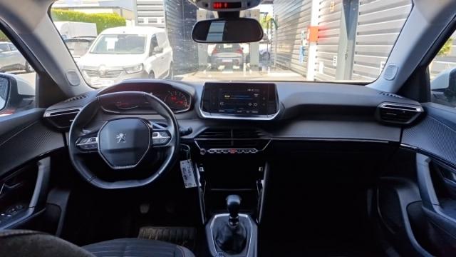 Peugeot 2008 image 4