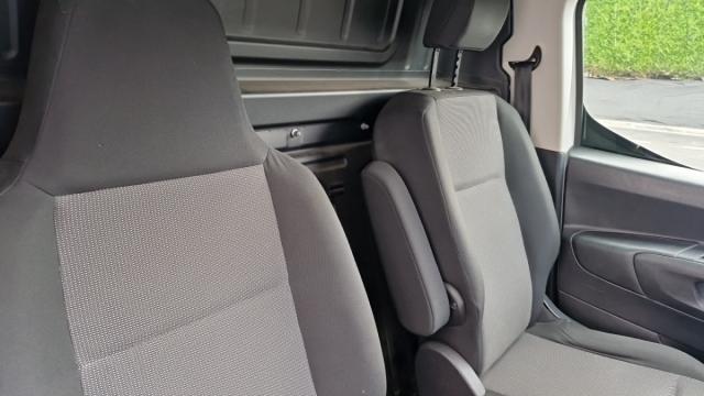 Peugeot Partner image 1