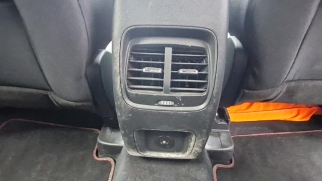 Ford Kuga image 5