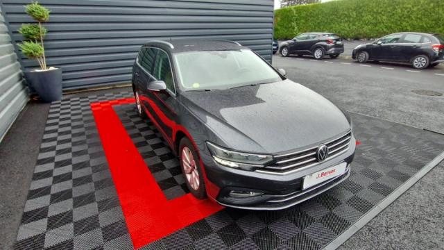Volkswagen Passat Sw image 9