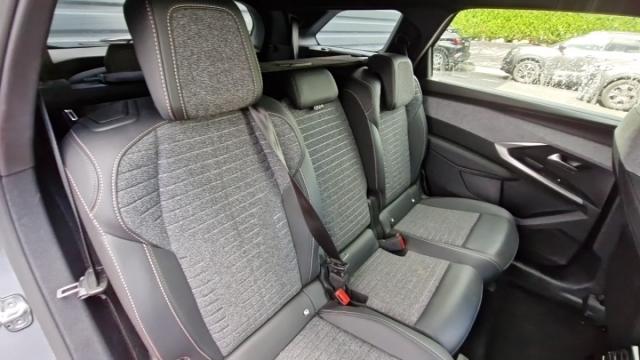 Peugeot 5008 image 8