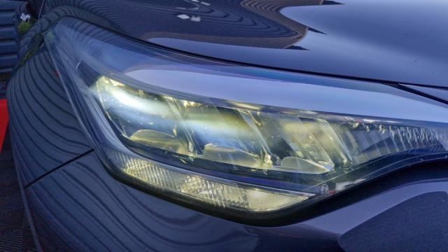 Toyota C-Hr image 7