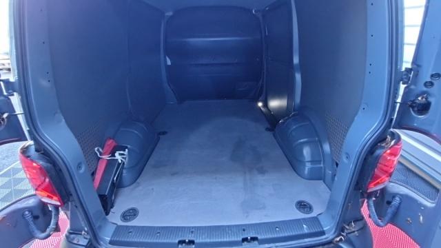 Volkswagen Transporter image 1