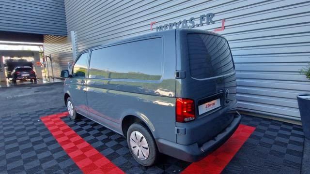 Volkswagen Transporter image 7