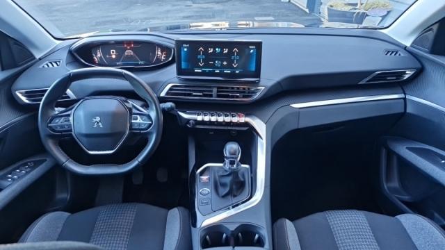 Peugeot 5008 image 3