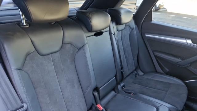 Audi Q5 image 8