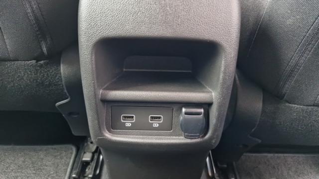 Renault Kadjar image 2