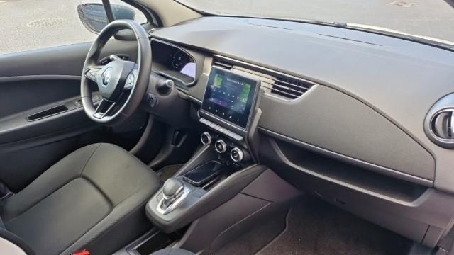 Renault Zoe image 9