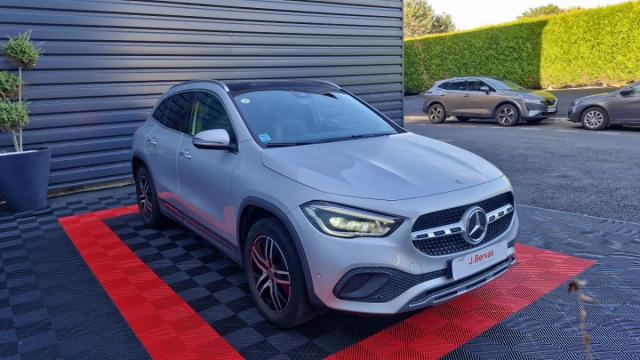 Mercedes Benz Gla image 6
