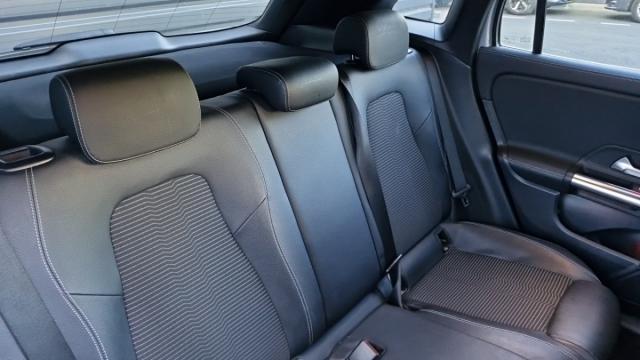 Mercedes Benz Gla image 3