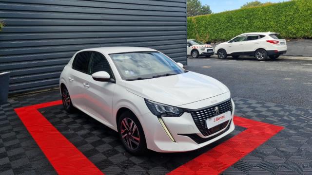 Peugeot 208 image 3