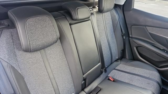 Peugeot 3008 image 1