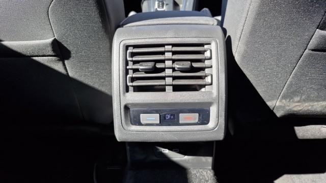 Volkswagen Golf image 7