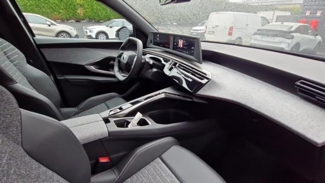 Peugeot 3008 image 1