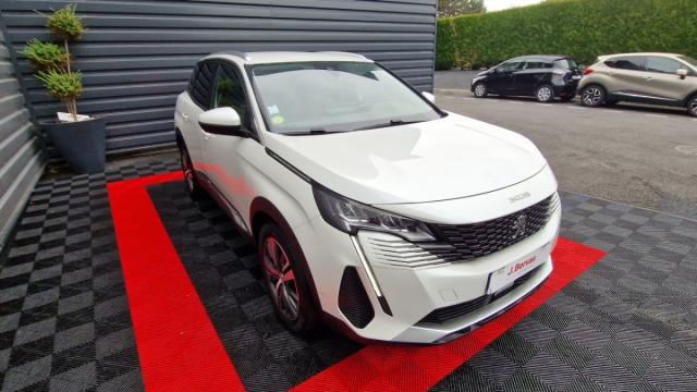 Peugeot 3008 image 3