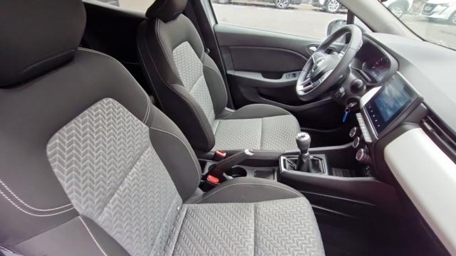 Renault Clio image 2