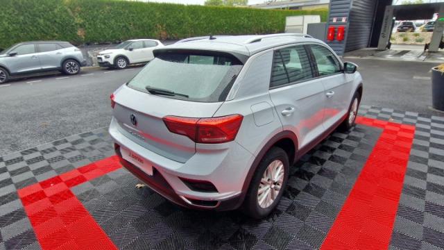 Volkswagen T-Roc image 6