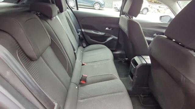 Peugeot 308 image 6