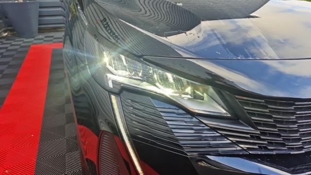 Peugeot 5008 image 1