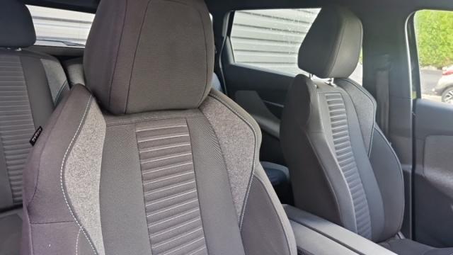 Peugeot 5008 image 3
