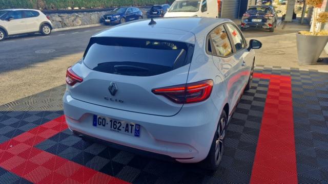 Renault Clio image 9