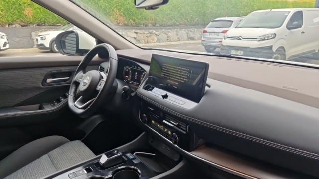 Nissan X-Trail image 2