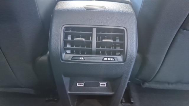 Peugeot 308 image 1