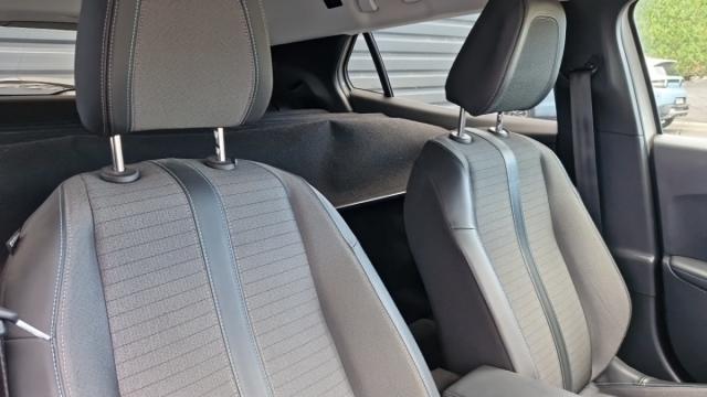 Peugeot 2008 image 9