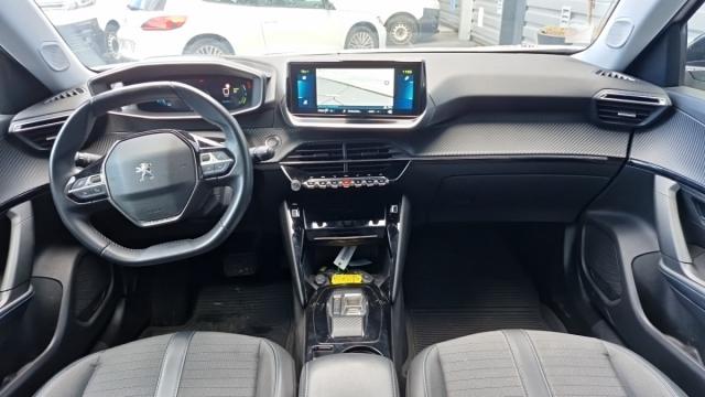 Peugeot 2008 image 5