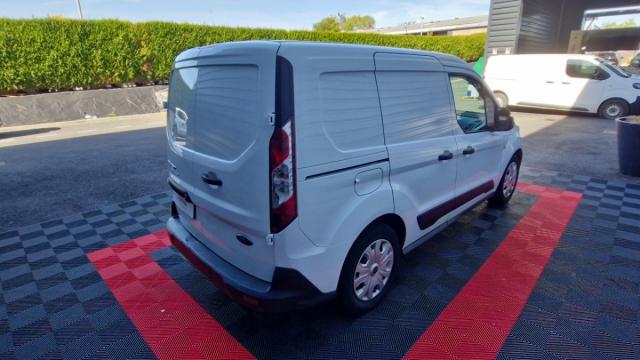 Ford Transit Connect image 5